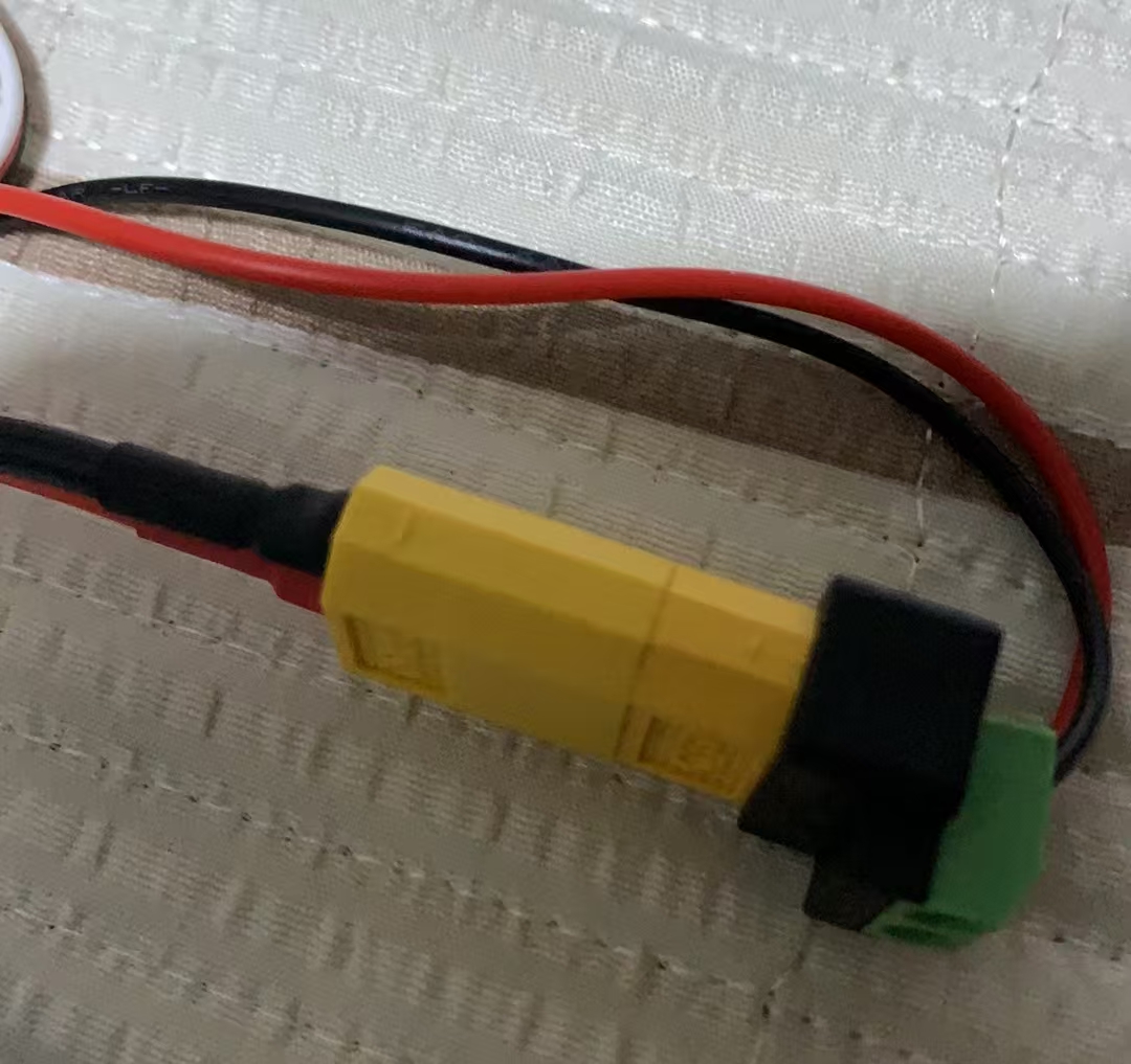 Solderless 2 Pin to XT60 Male  – обзор и цена Drone Solar Charger